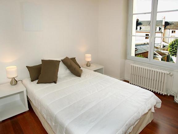 Bien Etre Immo Apartment Poitiers Bagian luar foto